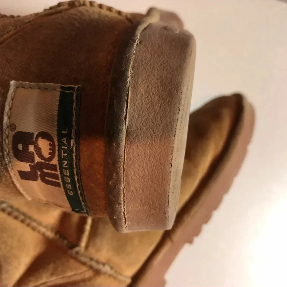 LAMO Women’s Size 6 Fleece Boots Light Brown